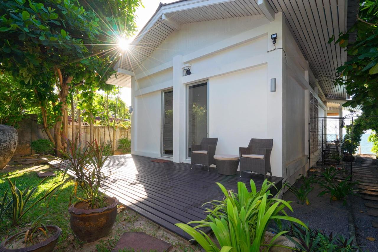 Ban Mok Talay Beachfront Villa 邦拉 外观 照片